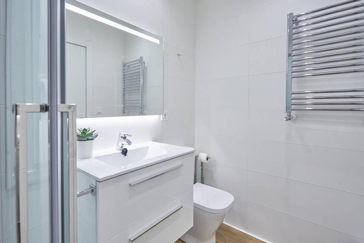 San Martin Apartment By Basque Homes ซานเซบาสเตียน ภายนอก รูปภาพ